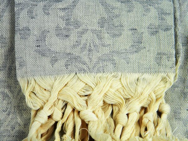 Set asciugamani grigio con frangia - immagine 3