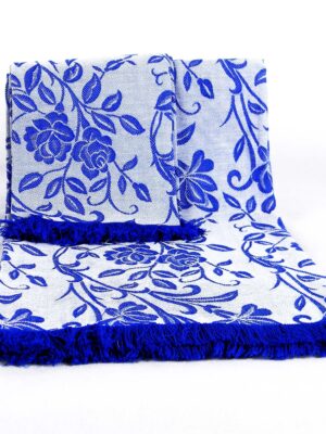 Set asciugamani blu e bianco