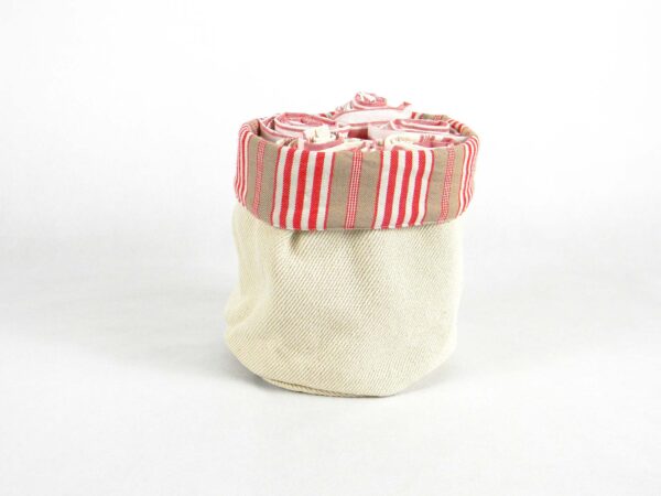 Portapane con strofinacci a righe rosse - immagine 3